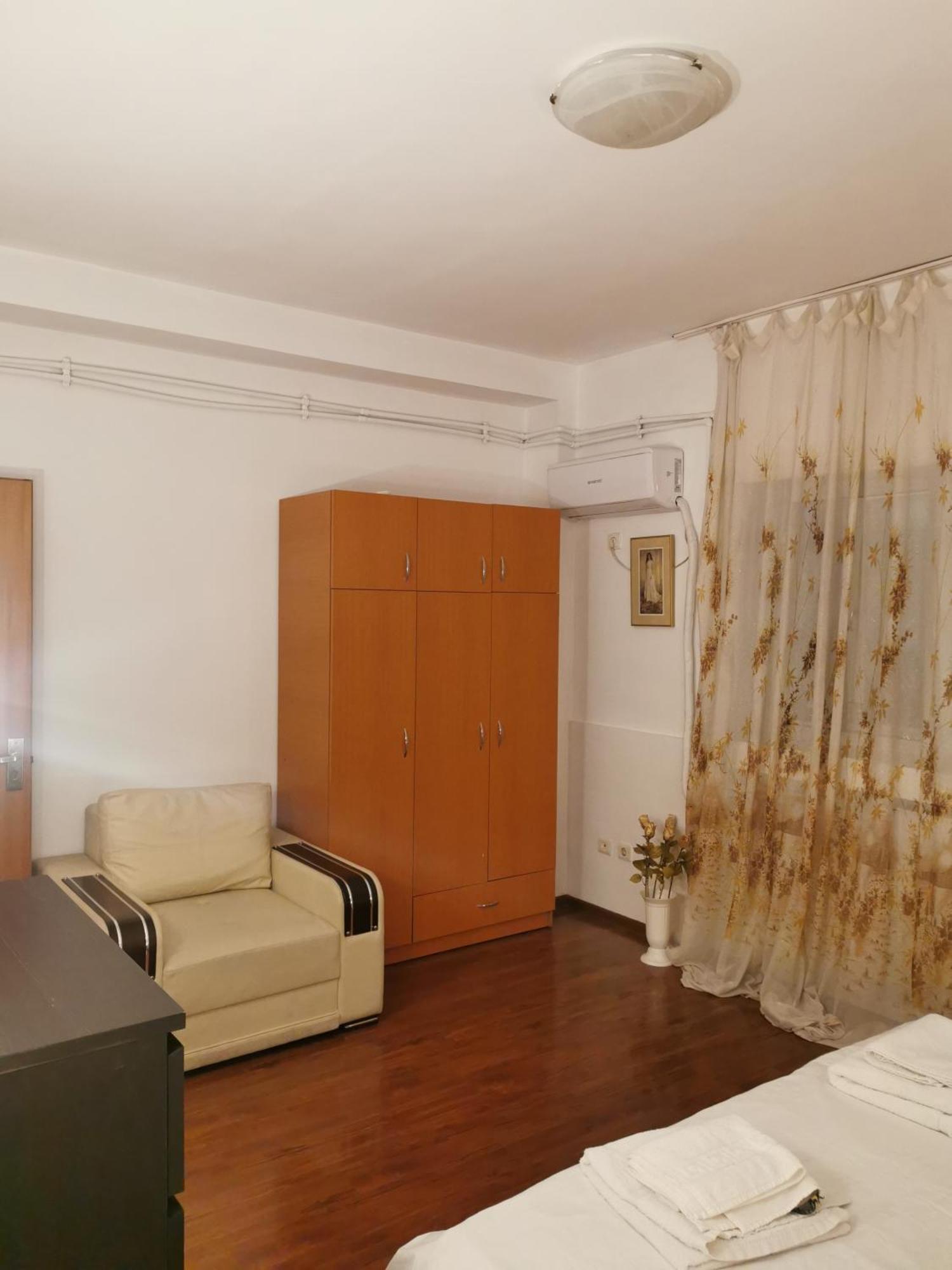 Old Center Apartament Bucarest Extérieur photo
